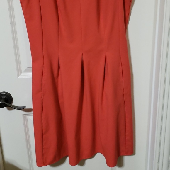 Dress - Picture 4 of 4